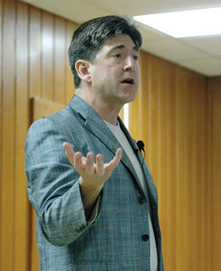 Marcellino D&rsquo;Ambrosio speaks about confession during a March 14 presentation at Our Lady of the Most Holy Rosary Parish in Indianapolis.
