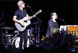 Catholic musicians Matt Maher and Audrey Assad perform on July 3, 2017, during the &ldquo;Convocation of Catholic Leaders: The Joy of the Gospel in America&rdquo; in Orlando, Fla. Both artists are among the musicians whose songs inspire young people&rsquo;s lives of faith. (CNS photo/Bob Roller)